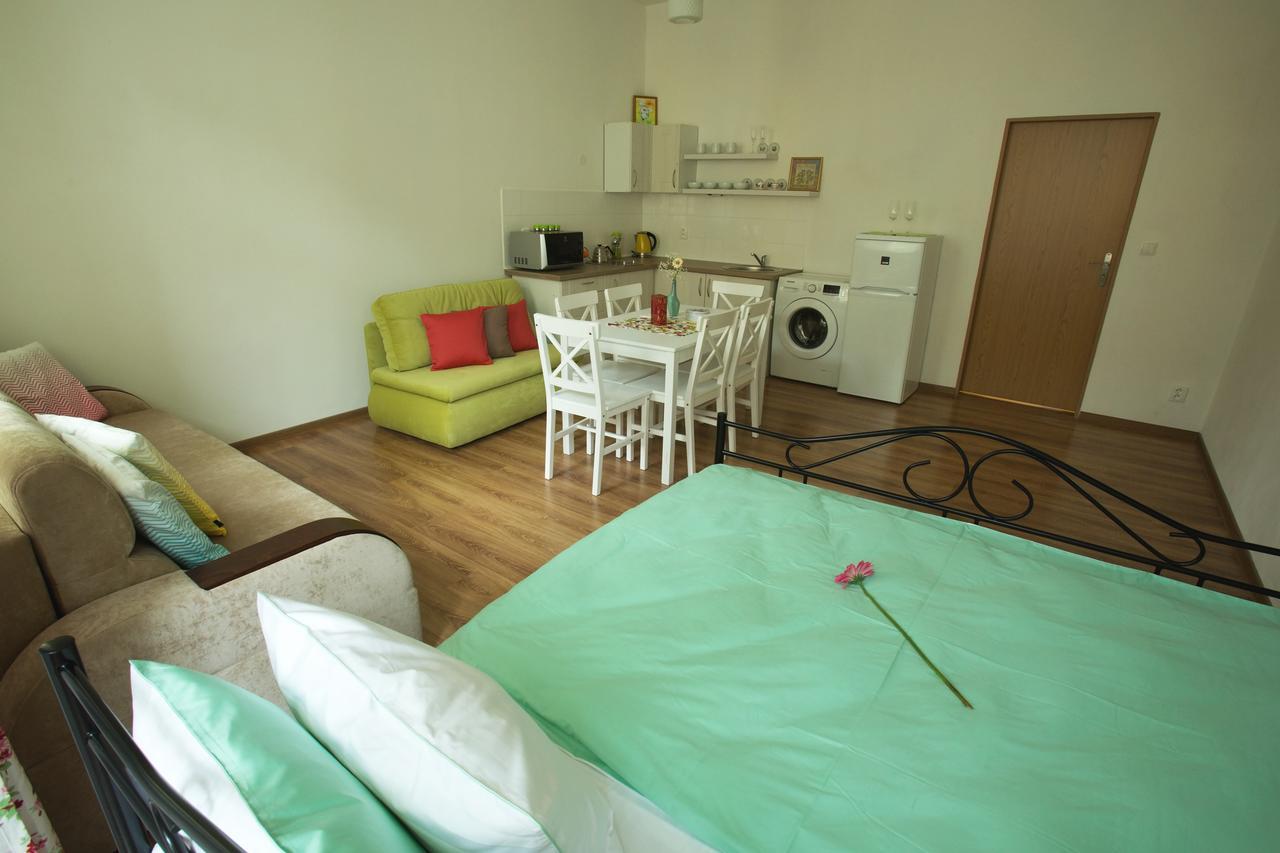 Best Apartments Теплице Екстериор снимка